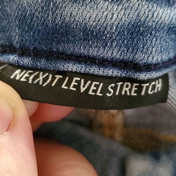 𝅺american Eagle Jeans - Picture 7 of 8